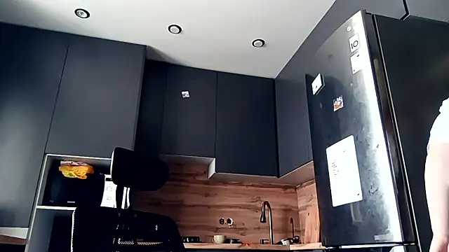 FreedaRiesinger online show from 3, 3, 2026