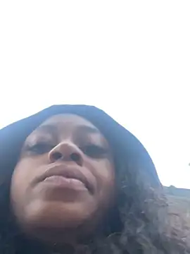 LiaTrainor online show from 8, 4, 2026