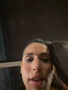 sweetwanda online show from 8, 4, 2026