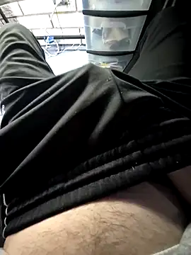 bostonbigdick36 online show from 4, 3, 2026