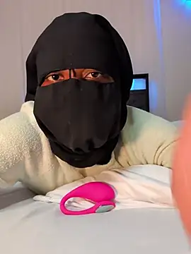 Snapshot of aurummuse chatting on 18, 3, 2026 aurummuse online show from 18, 3, 2026