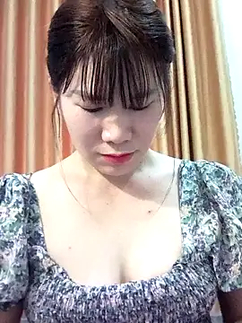 Bondgirl 9 online show from 14, 5, 2026