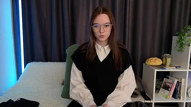 SunyLily online show from 20, 3, 2026