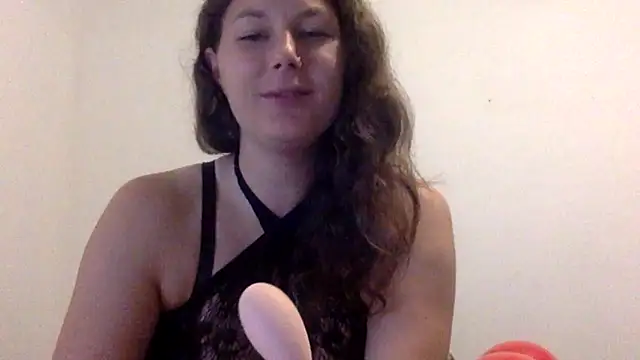 douce blanche13 online show from 19, 4, 2026