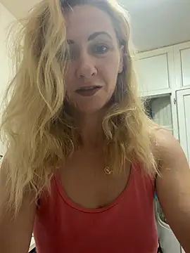 Snapshot of Secret_Ladyx chatting on 29, 6, 2026 Secret Ladyx online show from 29, 6, 2026