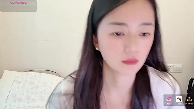Snapshot of jinxiyao01 chatting on 4, 8, 2026 jinxiyao01 online show from 4, 8, 2026
