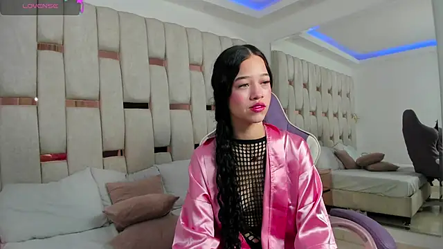 georgina kloss  online show from 31, 3, 2026