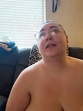 Snapshot of AgoneCanal chatting on 6, 3, 2026 AgoneCanal online show from 6, 3, 2026