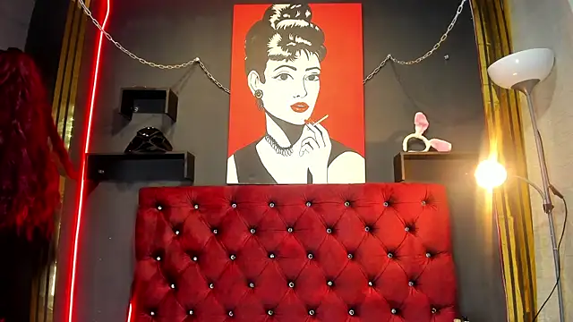 Sarah  Moonx online show from 17, 4, 2026