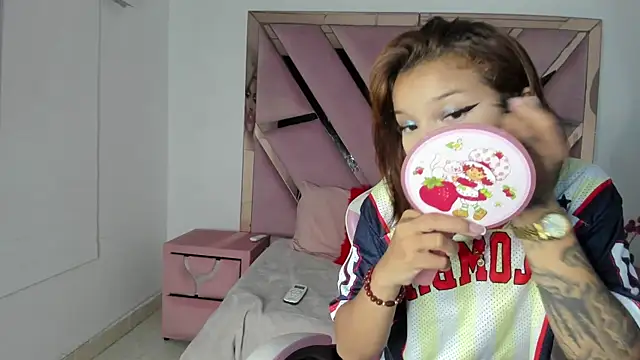 Snapshot of Angell_cherryht chatting on 27, 6, 2026 Angell cherryht online show from 27, 6, 2026