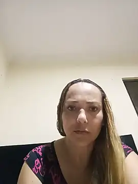 Snapshot of KahiaSmith chatting on 4, 7, 2026 KahiaSmith online show from 4, 7, 2026