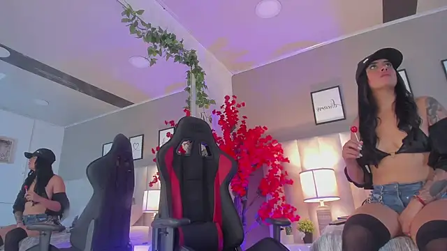 Kiara Kismet  online show from 3, 4, 2026