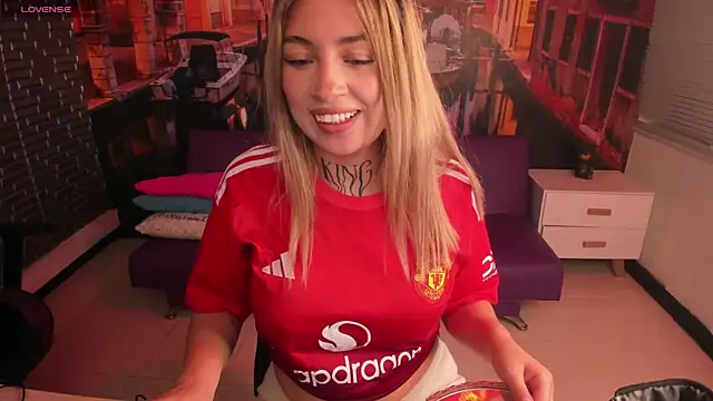 Tamaraa velez online show from 13, 4, 2026