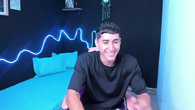 Dark Valentino  online show from 4, 3, 2026