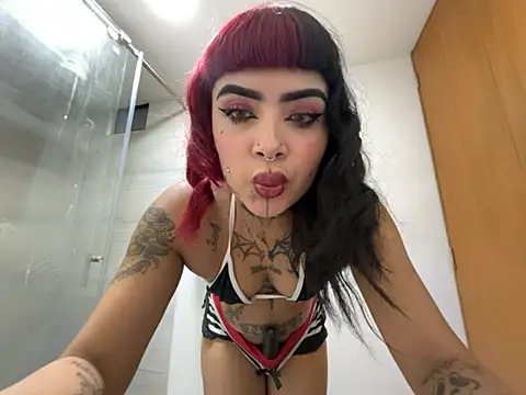 LauriInk1 online show from 12, 7, 2026