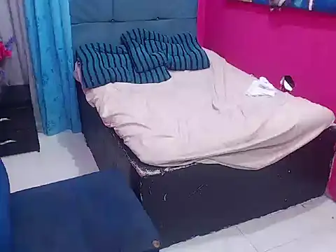 hotsex couple online show from 8, 3, 2026