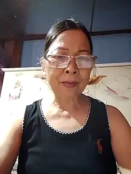 Snapshot of Sky-rain98 chatting on 8, 7, 2026 Sky-rain98 online show from 8, 7, 2026
