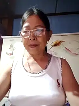 Snapshot of Sky-rain98 chatting on 9, 7, 2026 Sky-rain98 online show from 9, 7, 2026