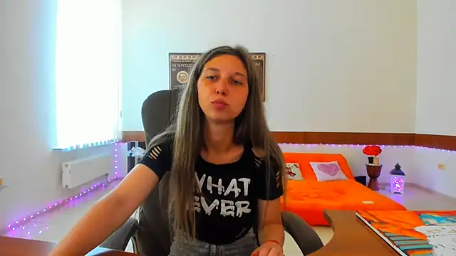 Snapshot of Ellina_Star chatting on 15, 7, 2026 Ellina Star online show from 15, 7, 2026