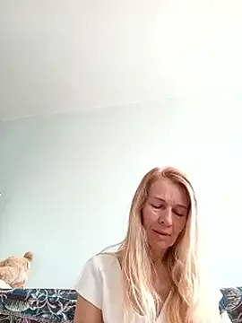 ViktoriaSexi1 online show from 27, 3, 2026