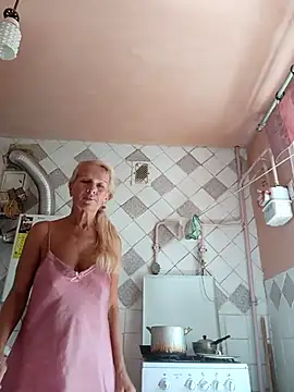Snapshot of ViktoriaSexi1 chatting on 13, 7, 2026 ViktoriaSexi1 online show from 13, 7, 2026