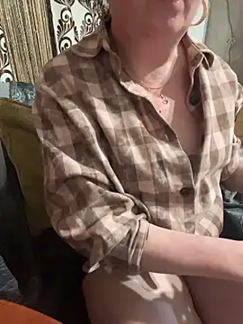 Melissa Morris online show from 4, 3, 2026