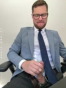 Snapshot of the-gen-xxx chatting on 8, 4, 2026 the-gen-xxx online show from 8, 4, 2026