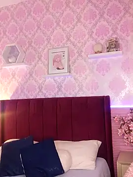 Jade rous online show from 15, 4, 2026