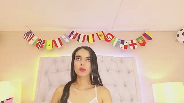 MeganRoseh online show from 25, 6, 2026