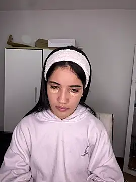 Lucy engel online show from 25, 5, 2026