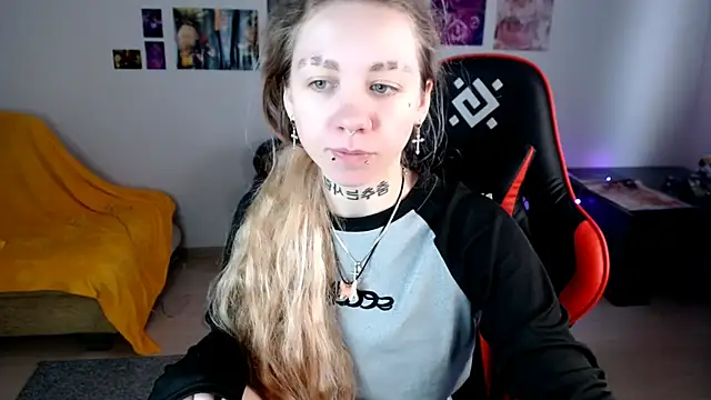 Nica Kawaii online show from 31, 3, 2026