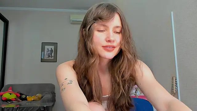 Snapshot of MaryannSofts chatting on 8, 5, 2026 MaryannSofts online show from 8, 5, 2026