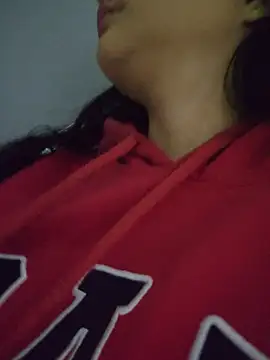 Pretty Julieta online show from 17, 4, 2026