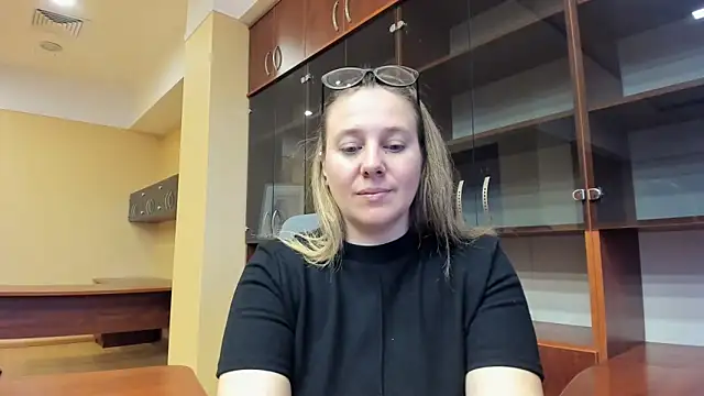 Nionelly online show from 1, 4, 2026