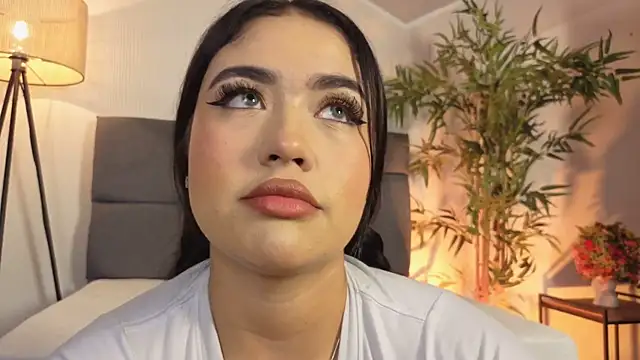 SweetiePie 3 online show from 21, 4, 2026