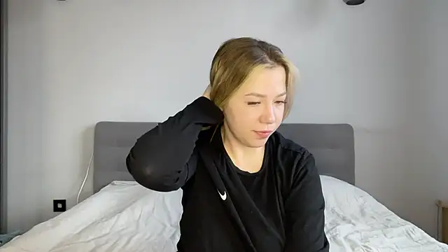 alyrasun online show from 15, 3, 2026