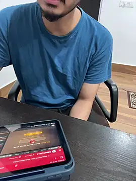 shubhfuckmw online show from 17, 4, 2026