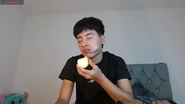 Sebas fire4 online show from 19, 5, 2026