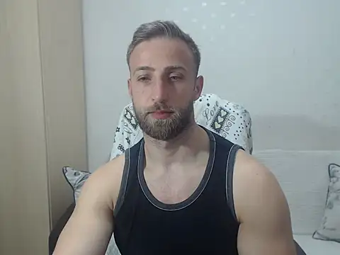 BlondEagleMuscle online show from 21, 4, 2026