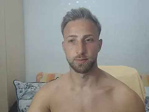 BlondEagleMuscle online show from 23, 7, 2026
