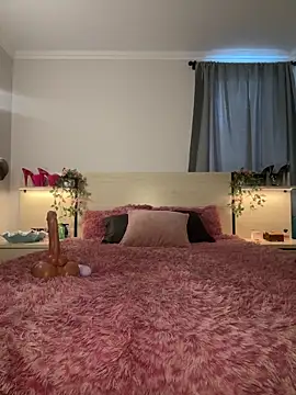 NikkiRylie online show from 28, 5, 2026