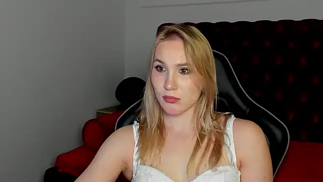 ElaraVoltage online show from 27, 4, 2026