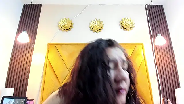 Lilith Ricci online show from 17, 7, 2026