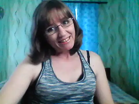 Alisaprice077 online show from 6, 4, 2026