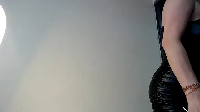 Snapshot of SammyAlexxandra chatting on 5, 5, 2026 SammyAlexxandra online show from 5, 5, 2026