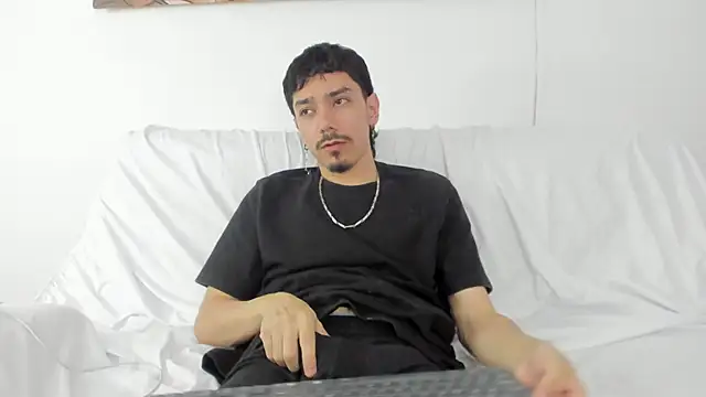 finn jackson online show from 19, 3, 2026