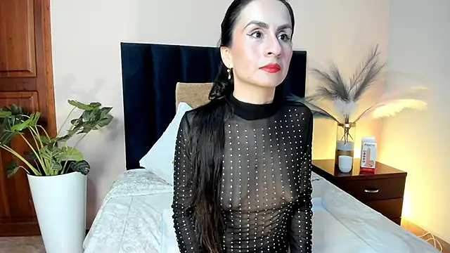 TinnaMoon online show from 14, 3, 2026