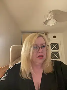 JanieLight53 online show from 22, 6, 2026