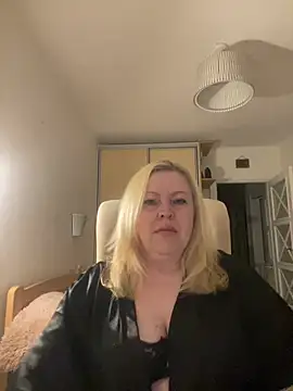 JanieLight53 online show from 28, 6, 2026