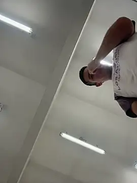 Cr1sXPorn online show from 16, 3, 2026